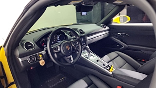 PORSCHE 718 BOXSTER 2019