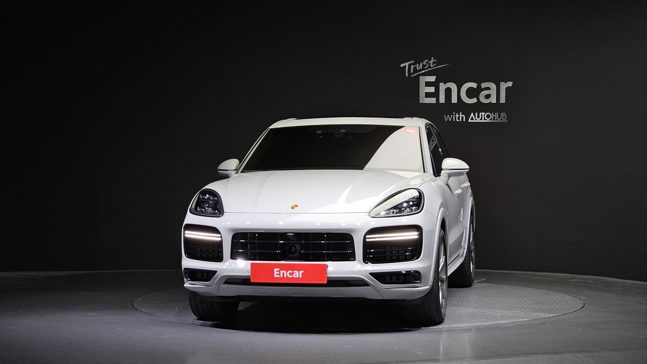PORSCHE CAYENNE PO536 2023