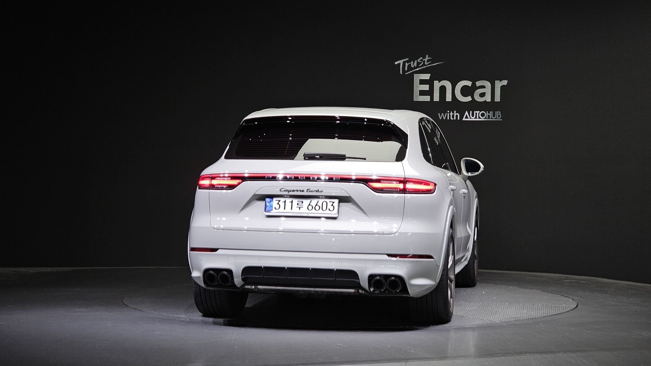 PORSCHE CAYENNE PO536 2023