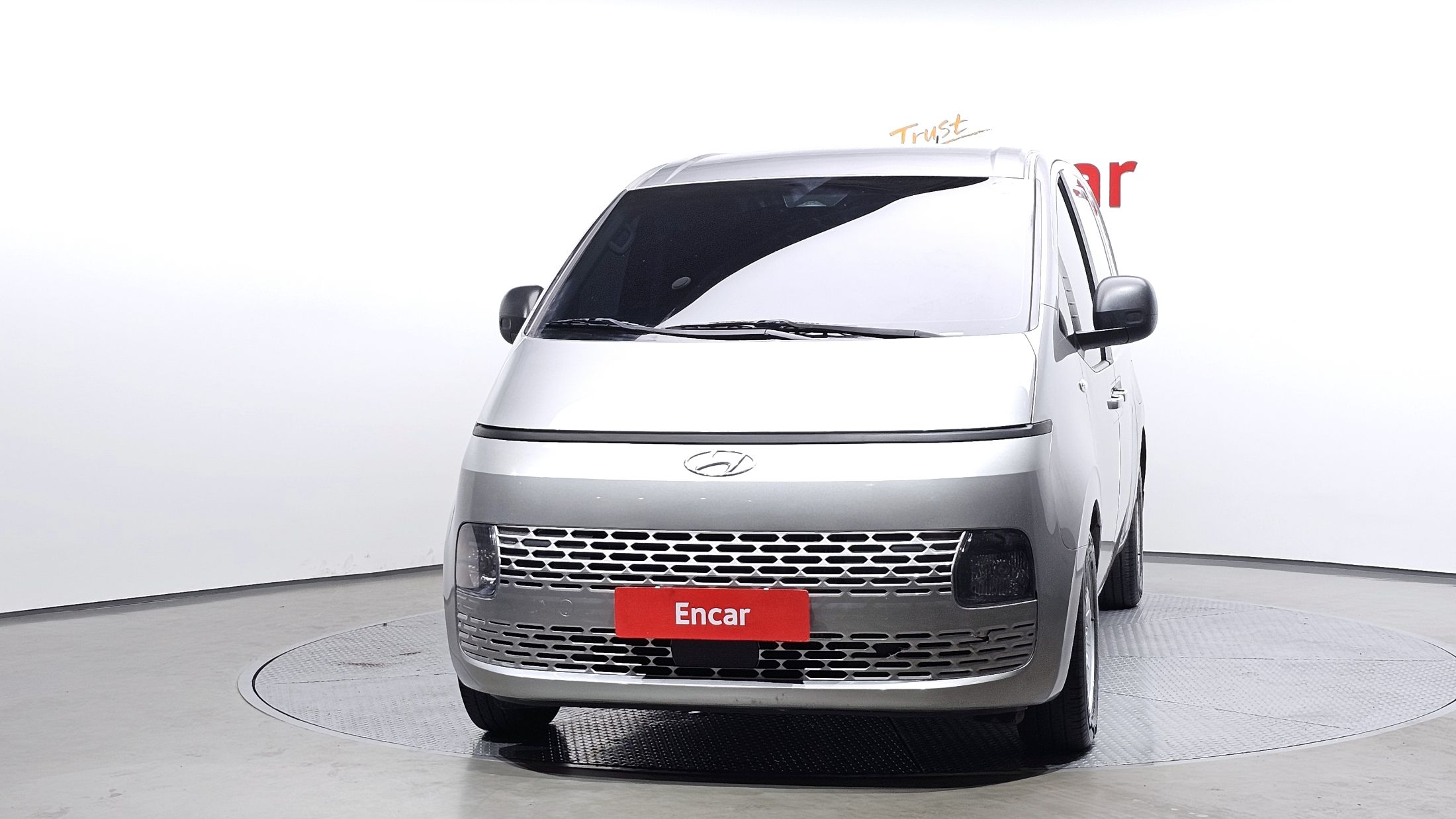 HYUNDAI STARIA 2021