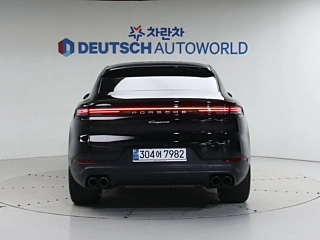 PORSCHE CAYENNE PO536 2024