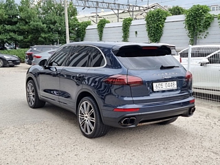 PORSCHE CAYENNE 2011