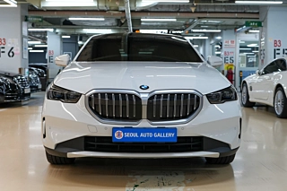 BMW 5-SERIES G60 2023