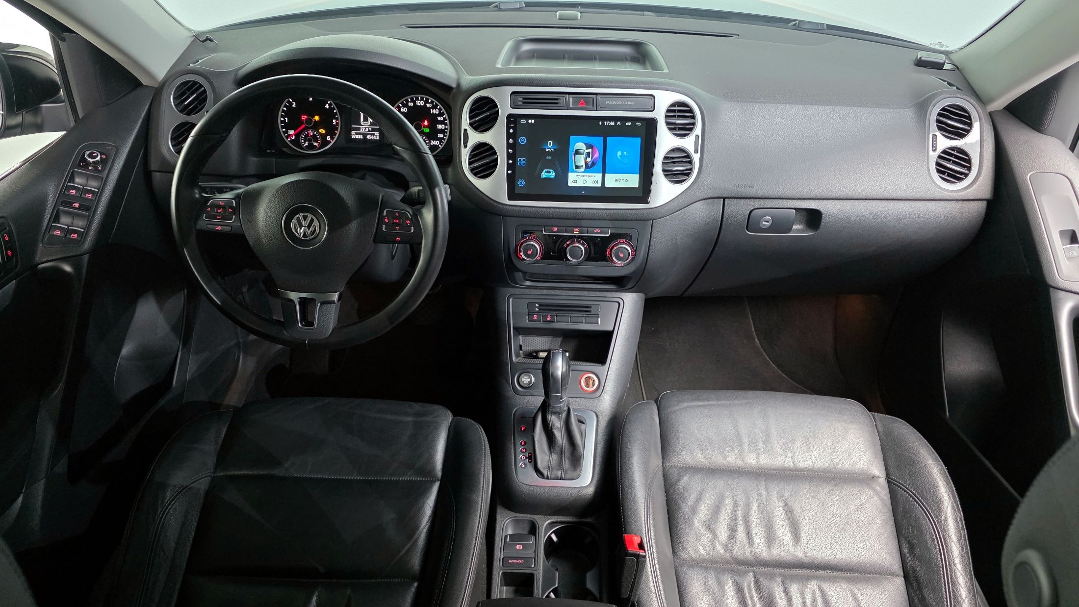 VOLKSWAGEN TIGUAN 2015