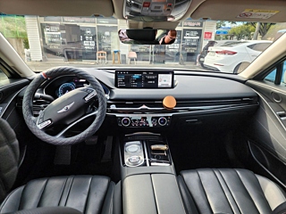 GENESIS G80 RG3 2022