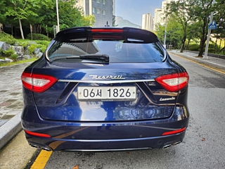 MASERATI LEVANTE 2018