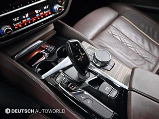 BMW 5-SERIES G30 2018