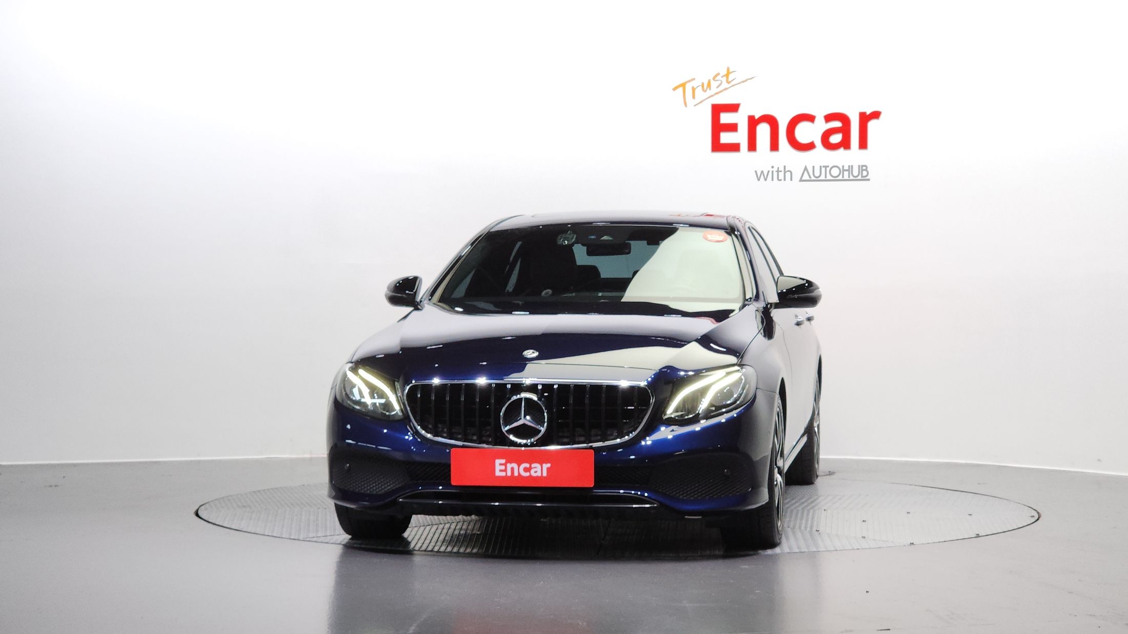 MERCEDES BENZ E-CLASS W213 2020