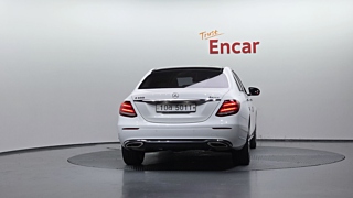 MERCEDES BENZ E-CLASS W213 2017