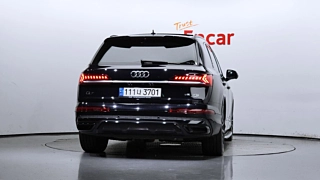 AUDI Q7 4M 2021