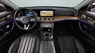 MERCEDES BENZ E-CLASS W213 2017