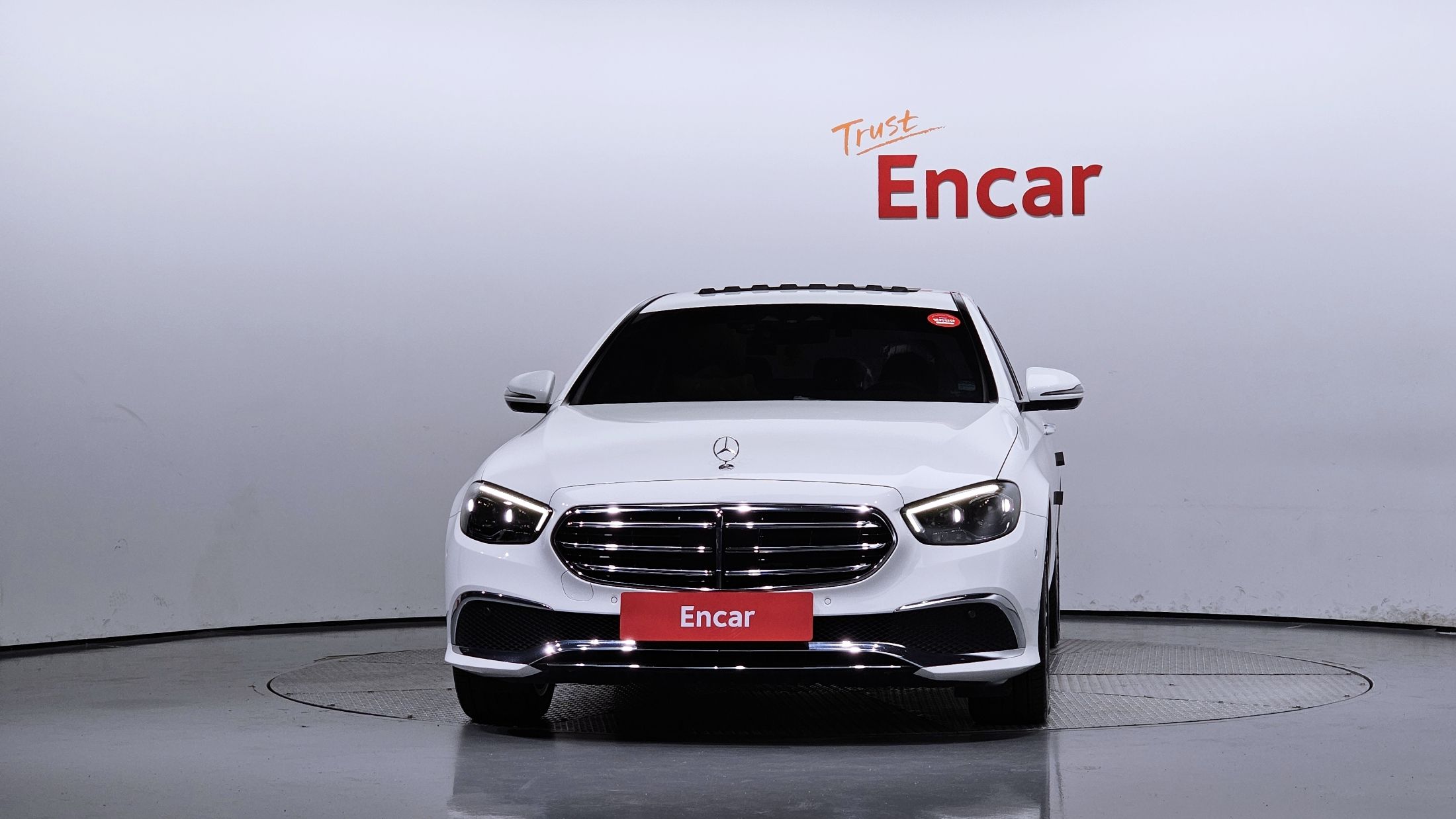 MERCEDES BENZ E-CLASS W213 2021