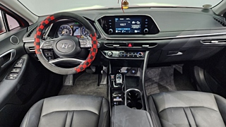 HYUNDAI SONATA DN8 2019
