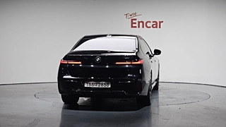 BMW 7-SERIES G70 2023