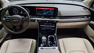 KIA CARNIVAL 2023