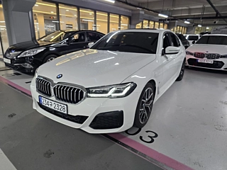 BMW 5-SERIES G30 2021
