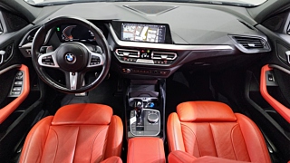 BMW 1-SERIES F40 2022