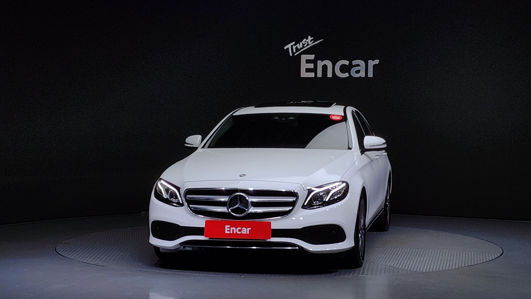 MERCEDES BENZ E-CLASS W213 2018