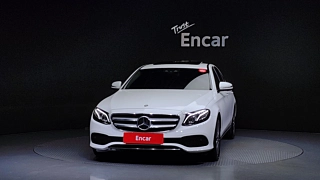 MERCEDES BENZ E-CLASS W213 2018