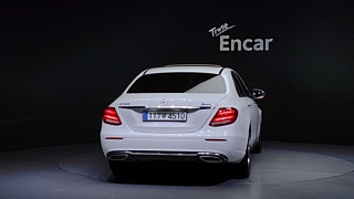 MERCEDES BENZ E-CLASS W213 2018