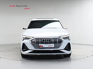 AUDI E-TRON 2022
