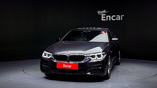 BMW 5-SERIES G30 2017