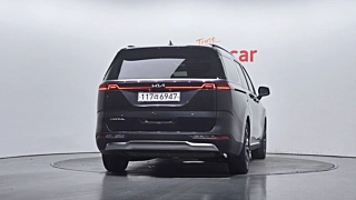 KIA CARNIVAL 2023