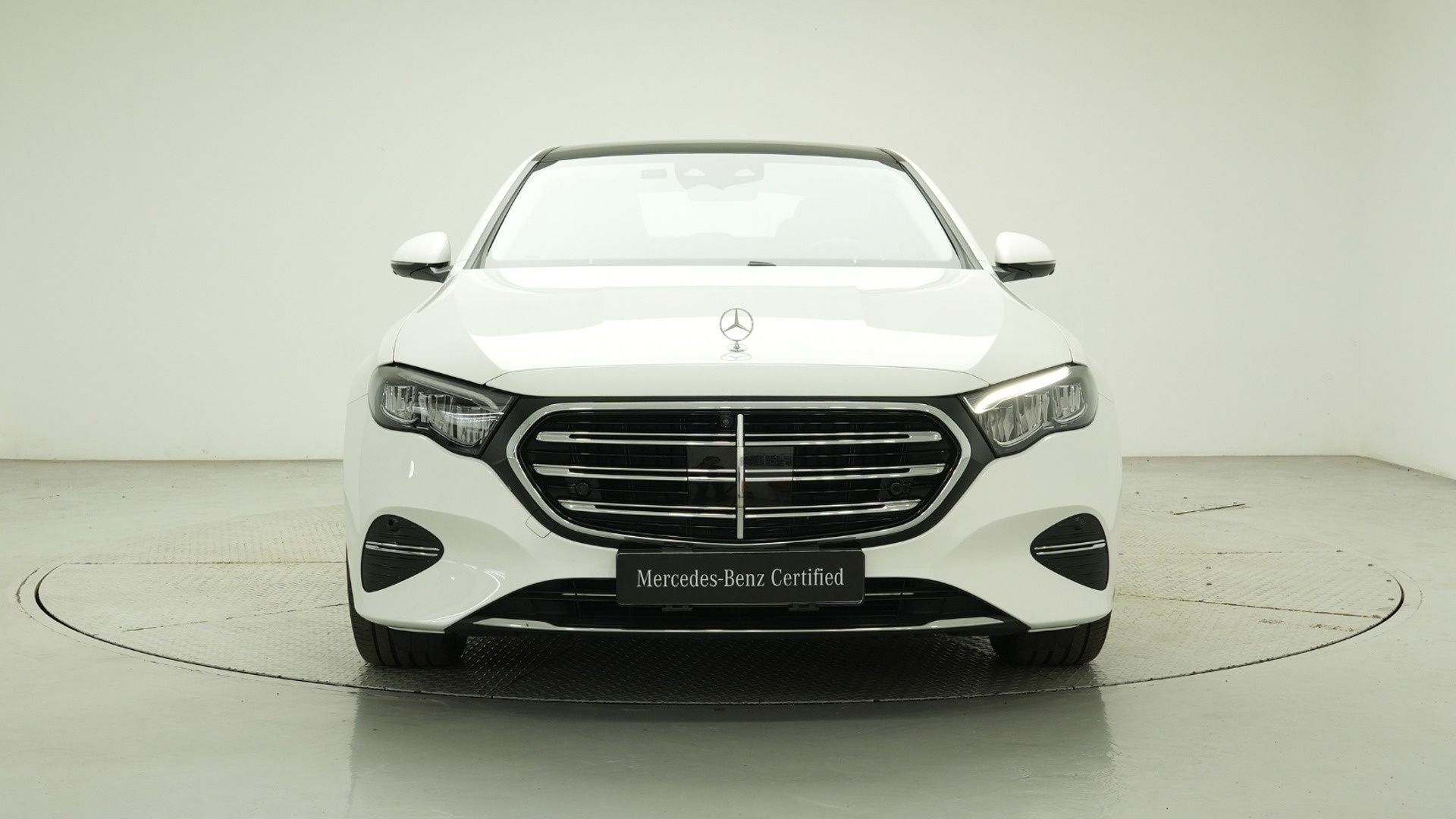 MERCEDES BENZ E-CLASS W214 2024