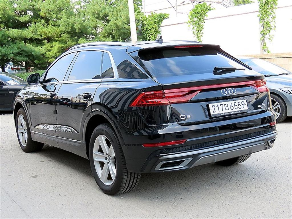 AUDI Q8 4M 2021