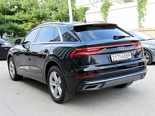 AUDI Q8 4M 2021
