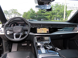 AUDI Q8 4M 2021