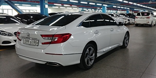 HONDA ACCORD 2019