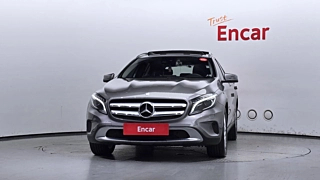 MERCEDES BENZ GLA-CLASS X156 2016