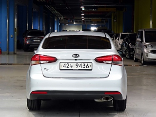KIA K3 2016