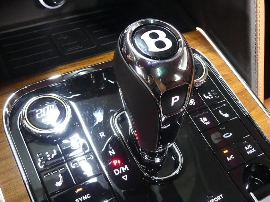 BENTLEY FLYING SPUR 2022