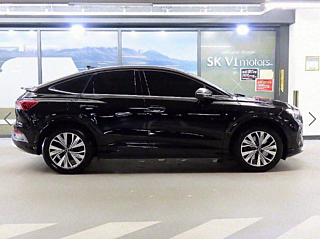 AUDI Q4 E-TRON F4 2023