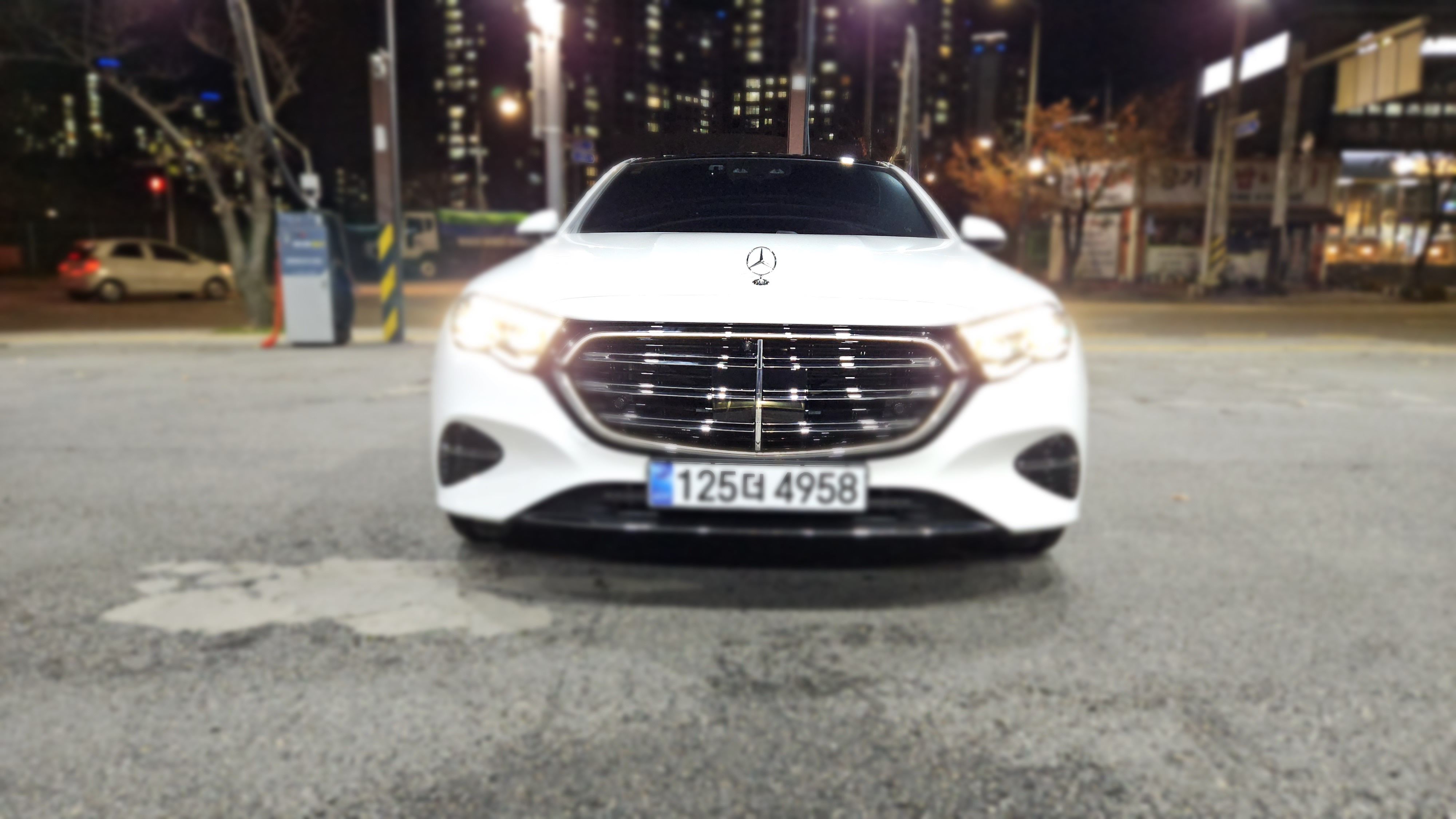 MERCEDES BENZ E-CLASS W214 2024
