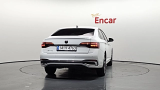 VOLKSWAGEN JETTA 2023