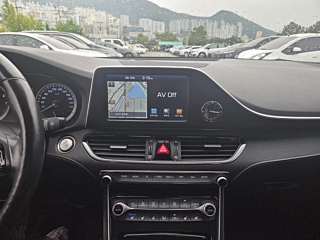 HYUNDAI GRANDEUR IG 2017