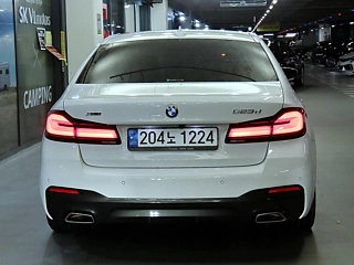 BMW 5-SERIES G30 2022