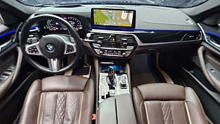 BMW 5-SERIES G30 2022