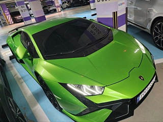 Заказать LAMBORGHINI HURACAN
