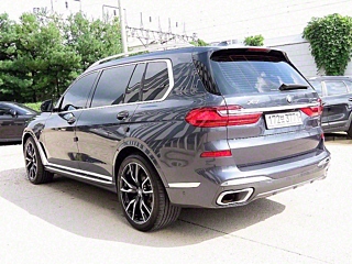 BMW X7 G07 2020
