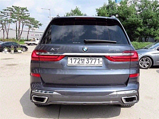 BMW X7 G07 2020