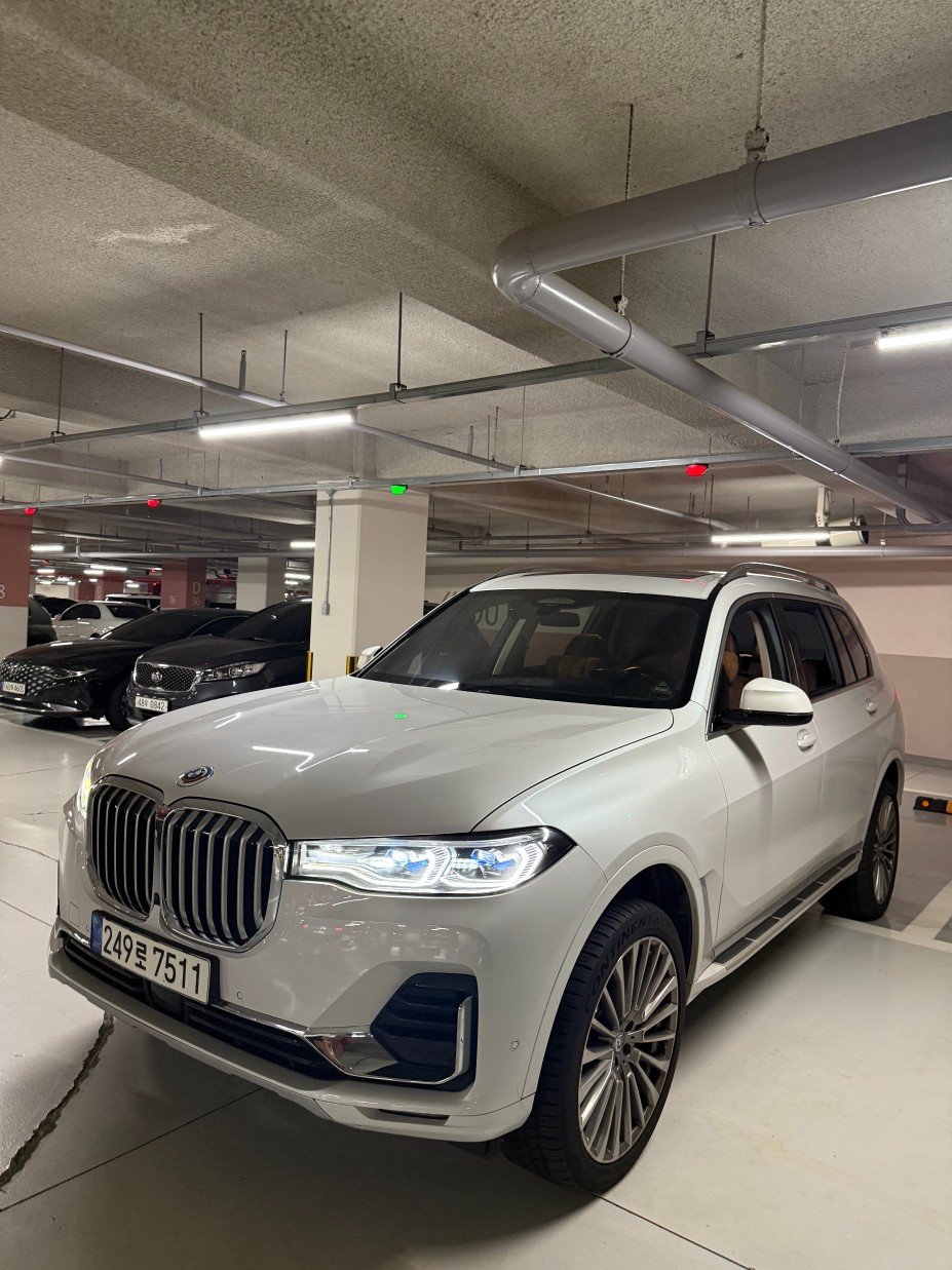 BMW X7 G07 2022