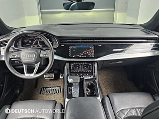 AUDI Q8 4M 2022