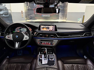 BMW 7-SERIES G11 2020
