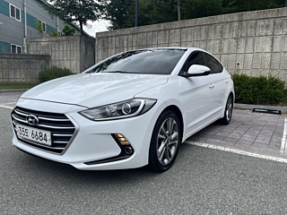 HYUNDAI AVANTE AD 2017
