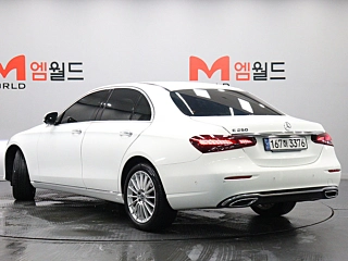 MERCEDES BENZ E-CLASS W213 2022