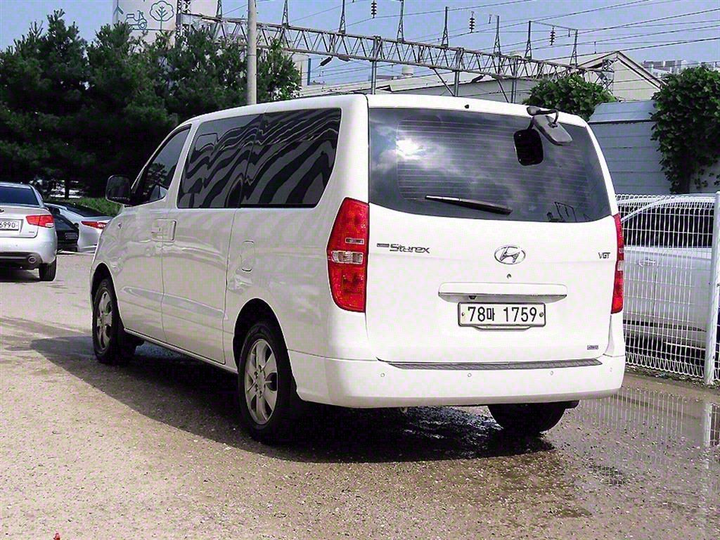 HYUNDAI STAREX GRAND 2015